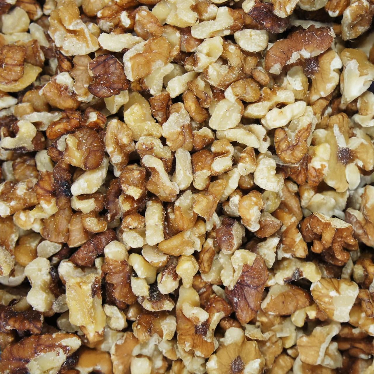 Broken Walnuts Halves & Pieces – 1 KG